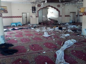 Pakistan’da Camiye Saldırı: 5 Ölü, 15 Yaralı