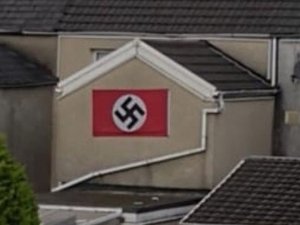 Nazi Bayrağı Asan Şahıs Gözaltına Alındı