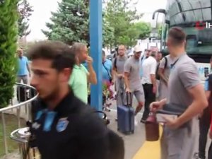 Trabzonspor, Yeni Sezonun İlk Maçı İçin İstanbul’a Gitti