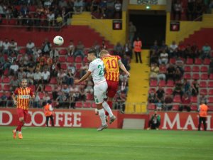 İlk Yarı Golsüz Bitti