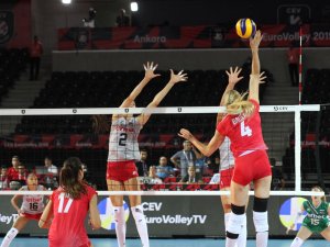 2019 Kadınlar Voleybol Avrupa Şampiyonası A Grubu: Fransa: 3 - Bulgaristan: 2
