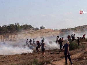 Gazze Sınırında 122 Kişi Yaralandı