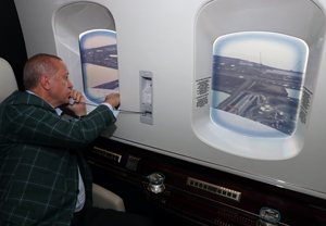 Cumhurbaşkanı Erdoğan, Rize-Artvin Havalimanı İnşaatını Helikopterden İnceledi