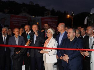 Cumhurbaşkanı Erdoğan, Araklı’da Restoran Açılışına Katıldı