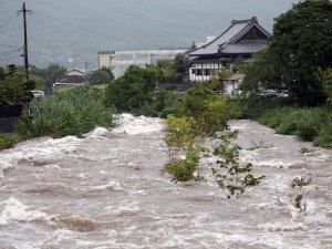 Japonya’da Sel Felaketi: 1 Ölü, 2 Yaralı