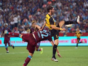 Trabzonspor İlk Yarıyı 2-0 Geride Tamamladı