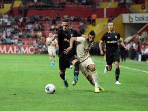 İlk Yarıda Tek Gol Var