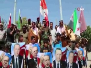 Suriyelilerden Afrin’de Türkiye’ye Teşekkür Gösterisi
