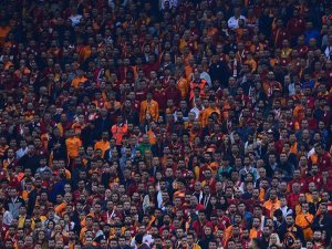 Galatasaray, Tribün Kapasitesini Artırmayı Planlıyor