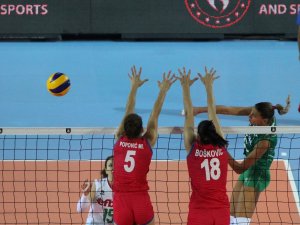 Son Şampiyon Sırbistan Yarı Finalde