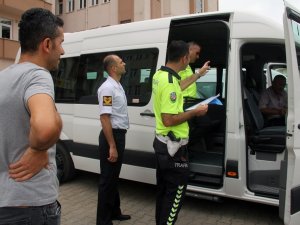 Giresun’da Okul Servis Şoförleri Bilgilendirildi