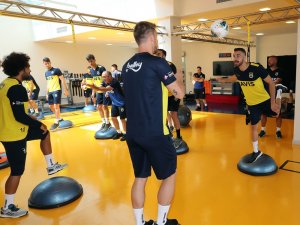 Fenerbahçe Salonda Çalıştı