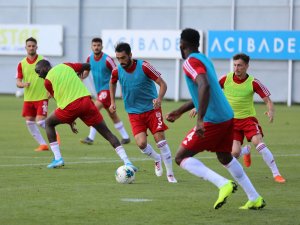 Sivasspor’da Başakşehir Mesaisi Sürüyor