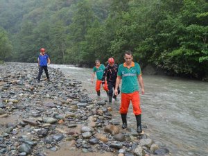 Selde Kaybolan 2 Kişi İçin Arama Çalışmaları 2,5 Ay Sonra Yeniden Başladı