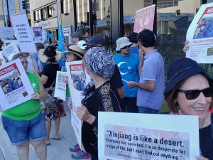 Abd’de Çin’in Doğu Türkistan’daki Zulmü Protesto Edildi