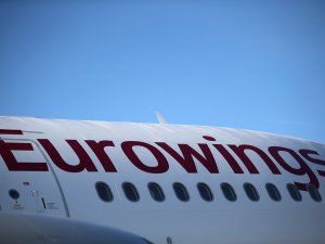 Türbülansa Yakalanan Uçak Acil İniş Yaptı: 8 Yaralı