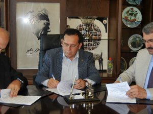 Dış Ticaret İstihbarat Elemanı Yetiştirmek İçin İmza Attılar