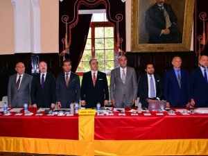 Galatasaray Divan Kurulu Başladı