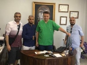Saç Ektirmek İçin Binlerce Kilometrelik Yoldan Geldiler