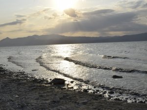 Burdur Gölü S.o.s. Veriyor