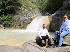 Kırgız Büyükelçi Ömüralıyev Giresun’da Stres Attı