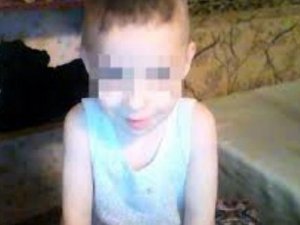 6 Yaşındaki Çocuk 5 Gün Annesinin Cesediyle Yaşadı