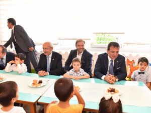 Kılıçdaroğlu Maltepe’de Çocuklarla Deney Yaptı