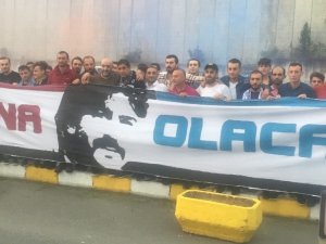 Yurda Dönen Trabzonspor’da, Taraftarlar Ünal Karaman’a Destek Verdi