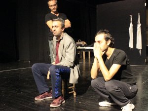 Tel Aviv’de Yazılan Oyun Ankara’da Sahneleyecek