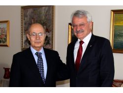 Başkan Tanık, Ahmet Necdet Sezer İle Bir Araya Geldi