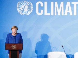 Merkel 2050 Yılına Kadarki İklim Değişikliği Hedeflerini Açıkladı