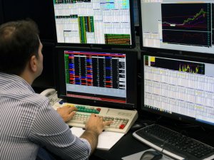 Borsa İlk Yarıda Yükseldi