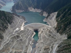 Deriner Barajı’nda Elektrik Üretimi 11 Milyar Kw’yi Geçti