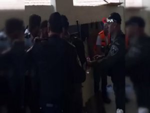 İsrail Güçleri Evinin Yıkılmasına Tepki Gösteren Filistinli Aileye Saldırdı