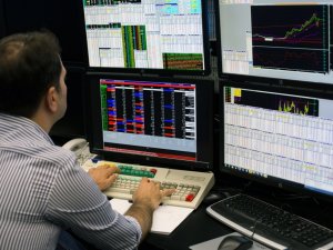 Borsa Güne Düşüşle Başladı