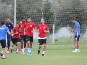 Antalyaspor İç Saha Şanssızlığını Yeni Malatyaspor İle Kırmak İstiyor