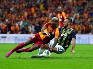 Vedat Muriqi Başından Yaralandı