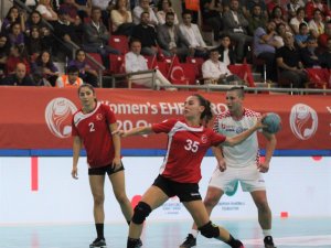 2020 Kadınlar Avrupa Hentbol Şampiyonası: Türkiye: 21 - Hırvatistan: 30