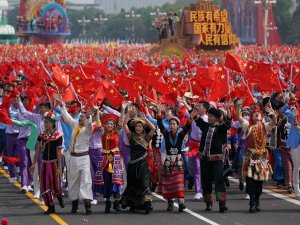 Çin’den Gövde Gösterisi