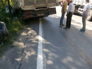 Araklı-Bayburt Karayolunda Kaza: 2 Yaralı