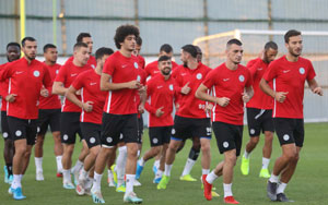 Çaykur Rizespor'da Trabzonspor Maçı Hazırlıkları Sürüyor