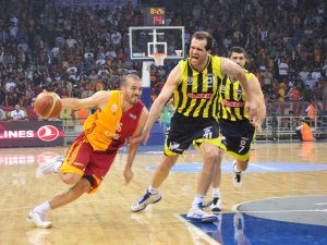 Oğuz Savaş, Beşiktaş Sompo Sigorta’da