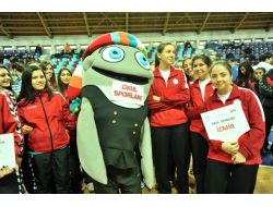 Türkiye Liseli Gençler Hentbol Şampiyonası Trabzon’da Başladı