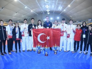 Milli Taekwondoculardan 3 Avrupa Şampiyonluğu