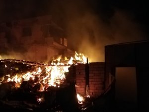 Çorum’da 9 Ev Kül Oldu