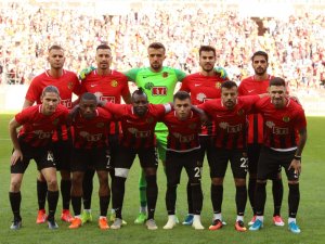 Eskişehirspor’da Savunma Alarm Veriyor