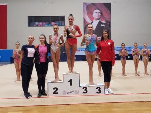 Nilgün Sarıoğlu’ndan Altın Madalya