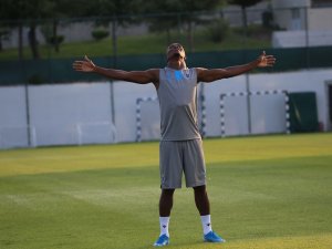 Nwakaeme Kendine Geldi!