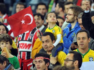 Milliler, Bin 796 Gün Sonra Kadıköy’de