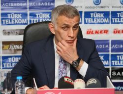 Hacıosmanoğlu, İsim Vermeden Aziz Yıldırım'ı Ve Tff'yi Eleştirdi